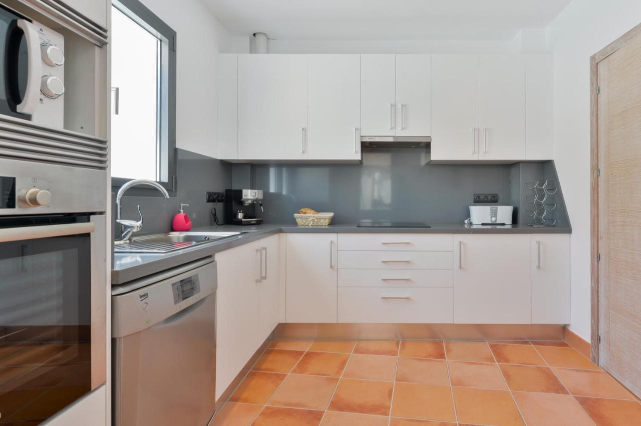New Villa With Pool 19 Mins From Ibiza Town Cana Clara Santa Eulària des Riu Extérieur photo